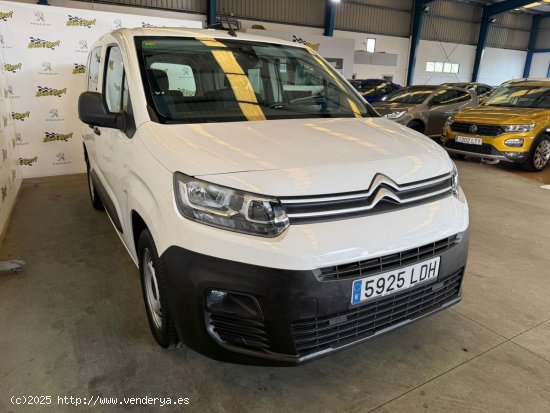 Citroën Berlingo Talla M BlueHDi 100 S&S LIVE SE PUEDE VER Y PROBAR EN SENRA SPORT (PEUGEOT) DUMBRI