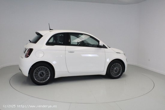 Fiat 500 500E ACTION 185KM 70 KW (95CV) ELECTRICO - Móstoles