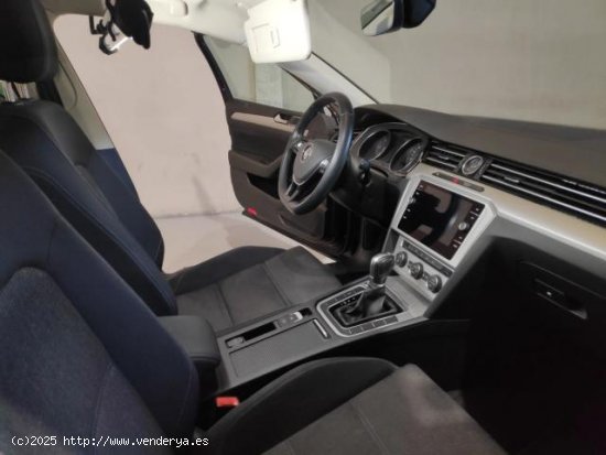 VOLKSWAGEN Passat en venta en AlcalÃ¡ de GuadaÃ­ra (Sevilla) - AlcalÃ¡ de GuadaÃ­ra