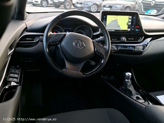 Toyota C-HR 1.8 125H Advance - 