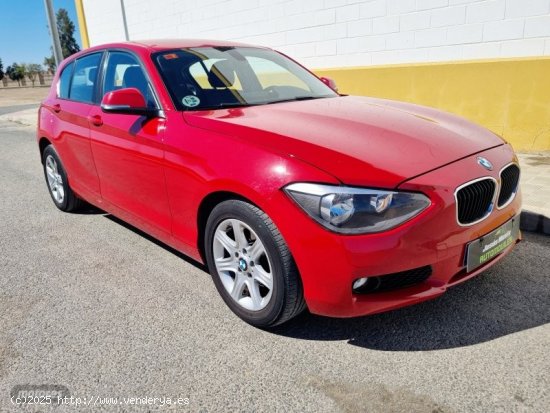 BMW Serie 1 116d efficient dynamics de 2013 con 200.000 Km por 8.000 EUR. en Sevilla