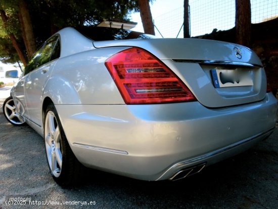 Mercedes Clase S 600 L V12 BITURBO-LUXE-DESIGNO-PIEL-AMG-MEGAFULLL de 2010 con 240.000 Km por 23.700