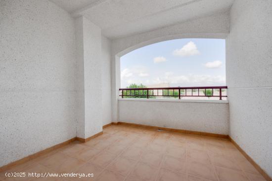 Apartamento en venta de 2 dorm. en San Fulgencio(Alicante) - ALICANTE