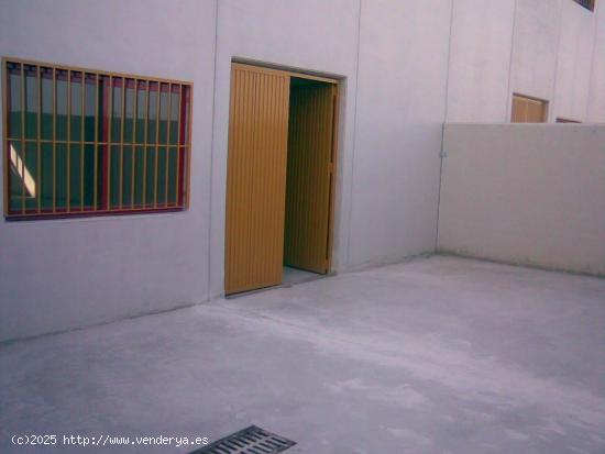 NAVE INDUSTRIAL EN MOLINA 149900 EUROS 678421372 - MURCIA