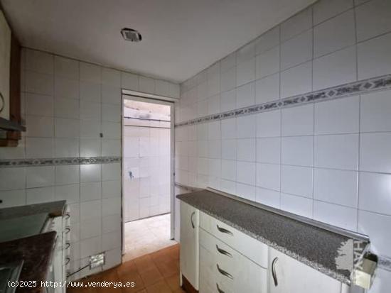 Se Vende en Hospitalet de Llobregat - BARCELONA