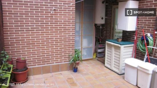 Apartamento de 1 dormitorio en alquiler en Madrid - MADRID