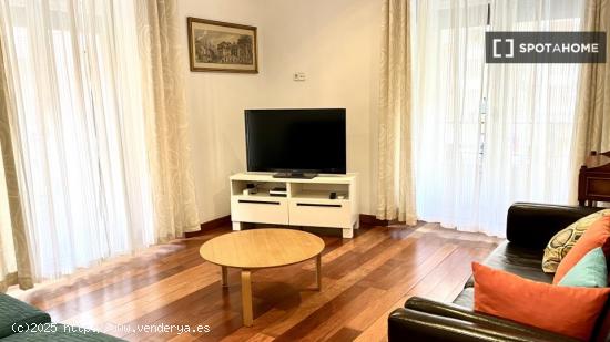 Apartamento de 1 dormitorio en alquiler en Centro - MADRID