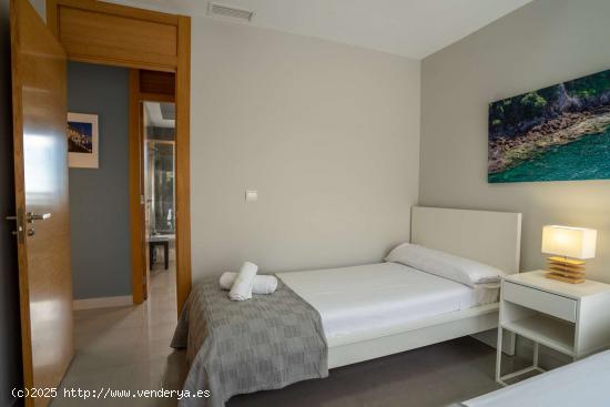  Apartamento de 3 dormitorios en alquiler en Calpe, Alicante - ALICANTE 