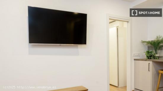 Apartamento entero de 2 dormitorios en Barcelona. - BARCELONA