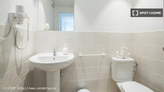 Apartamento entero de 1 dormitorio en València - VALENCIA