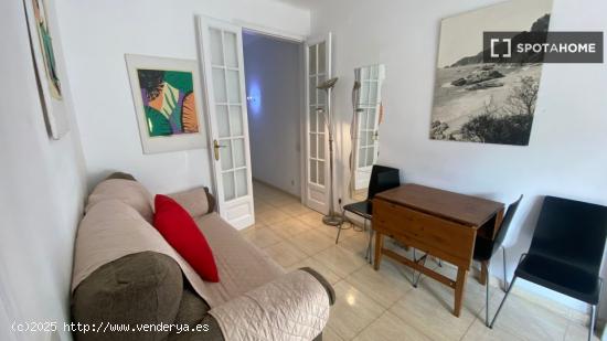 Apartamento entero de 3 habitaciones en Barcelona. - BARCELONA