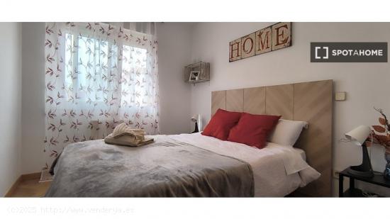 Apartamento de 2 dormitorios en alquiler en Madrid - MADRID