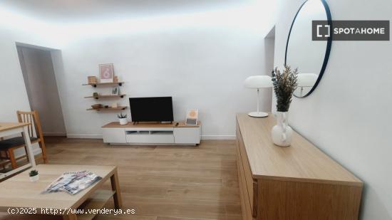 Apartamento de 2 dormitorios en alquiler en Madrid - MADRID