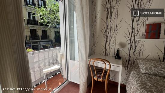 Apartamento de 3 habitaciones en alquiler en Madrid - MADRID