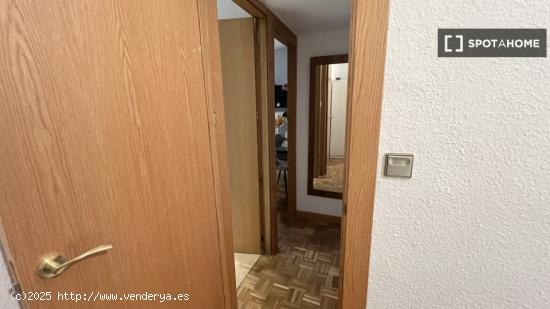 Apartamento de 3 habitaciones en alquiler en Madrid - MADRID