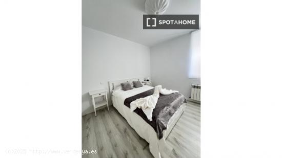 Apartamento de 2 dormitorios en alquiler en Madrid - MADRID