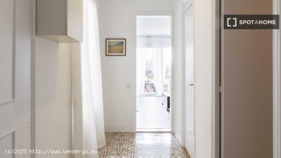 Apartamento entero de 3 habitaciones en Barcelona. - BARCELONA