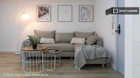 Apartamento entero de 1 dormitorio en València - VALENCIA