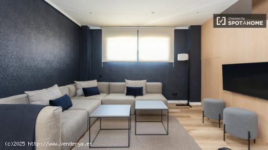 Apartamento de 3 dormitorios en alquiler en Sant Martí - BARCELONA