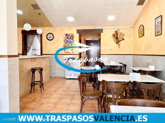 BAR EN TRASPASO O VENTA EN ZONA CONCURRIDA DE TORRENTE, VALENCIA. - VALENCIA