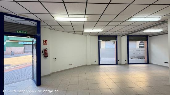 Local comercial en el centro de Vila-seca – Esquinero y con gran visibilidad - TARRAGONA