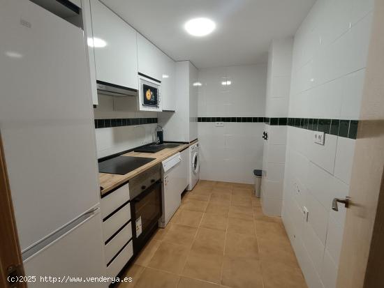 HABITACIONES DISPONIBLES EN PISO COMPARTIDO - TOLEDO