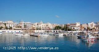  Amplio piso de 140 m2 con terraza en una excelente ubicación de Cala Ratjada - BALEARES 