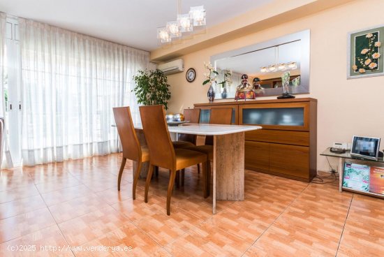 Unifamiliar adosada en venta  en Sant Quirze del Vallès - Barcelona