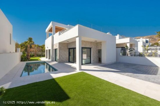 Casa-Chalet en Venta en Finestrat Alicante