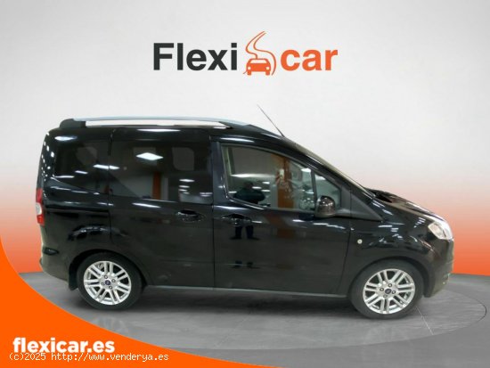 Ford Tourneo Courier 1.0 EcoBoost 100cv Titanium - Castellón de la Plana