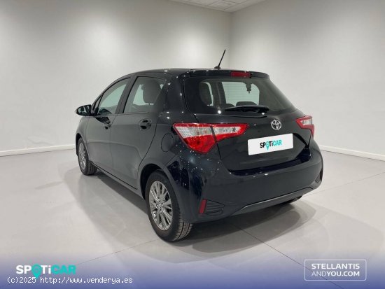 Toyota Yaris  1.0 70 Active - Almería