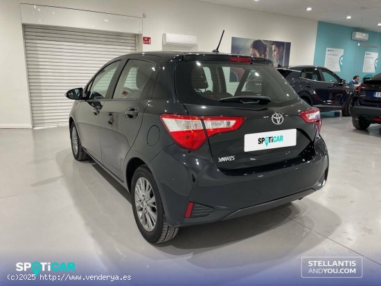 Toyota Yaris  1.0 70 Active - Almería