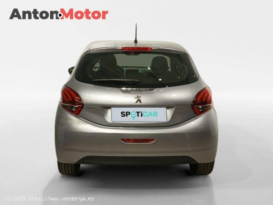 Peugeot 208  5P  1.2L PureTech 81KW (110CV) Signature - VITORIA