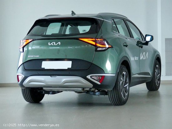 Kia Sportage 1.6 T-GDi MHEV 118kW (160CV) Drive 17