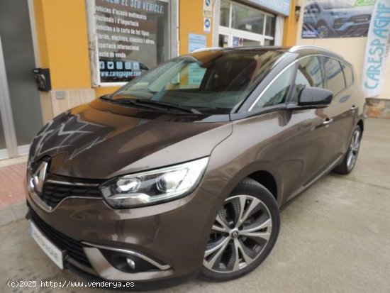 RENAULT Grand ScÃ©nic en venta en AlcarrÃ s (Lleida) - AlcarrÃ s