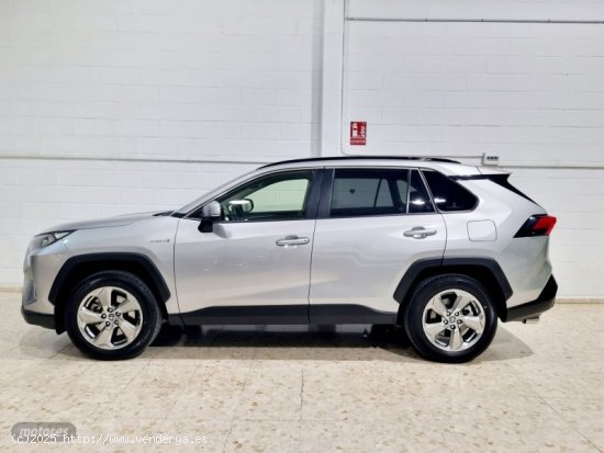 Toyota RAV 4 2.5i 220h advance de 2022 con 121.000 Km por 29.500 EUR. en Sevilla