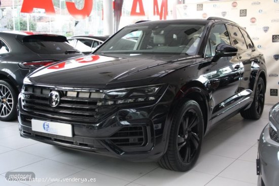  Volkswagen Touareg R-Line 3.0 V6 TDI 210kW Tip 4M AUT. 5P de 2021 con 64.869 Km por 53.900 EUR. en P 