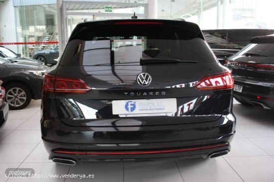 Volkswagen Touareg R-Line 3.0 V6 TDI 210kW Tip 4M AUT. 5P de 2021 con 64.869 Km por 53.900 EUR. en P