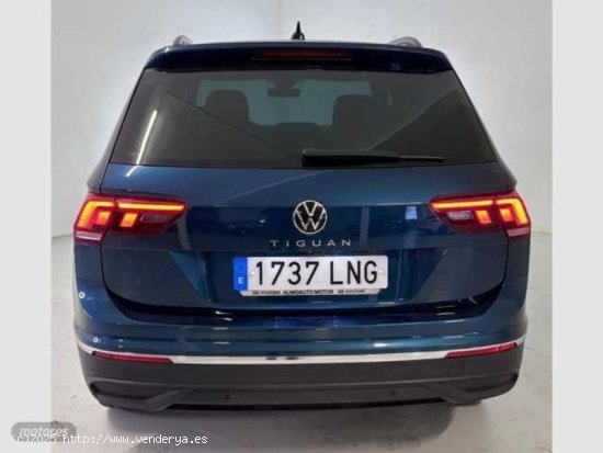 Volkswagen Tiguan Life 2.0 TDI 110kW (150CV) de 2021 con 37.900 Km por 28.900 EUR. en Madrid