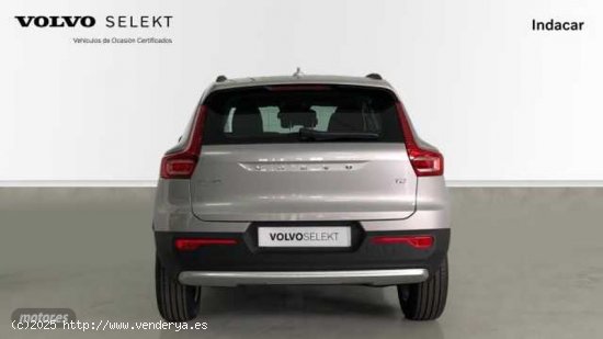 Volvo XC40 Essential, T2 Automatica Microhibrido, Gasolina de 2024 con 9 Km por 32.400 EUR. en Almer