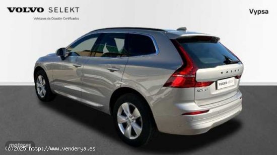 Volvo XC 60 2.0 B4 D CORE AUTO 197 5P de 2023 con 16.912 Km por 43.500 EUR. en Malaga