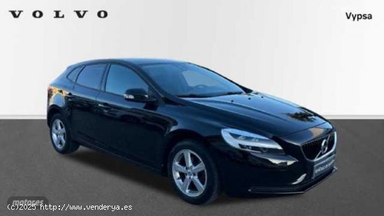 Volvo V 40 2.0 D2 KINETIC 120 5P de 2017 con 82.594 Km por 17.500 EUR. en Cordoba