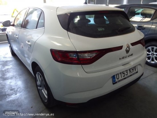 Renault Megane 1.5 DCI 90 CV. de 2018 con 235.000 Km por 11.500 EUR. en Murcia