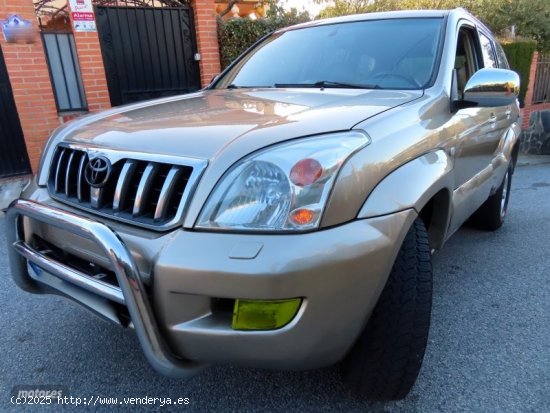 Toyota Land Cruiser 3.0 D VXL PIEL BEIGE-TECHO CRISTAL-NAVI DVD-FULL de 2006 con 237.000 Km por 17.9