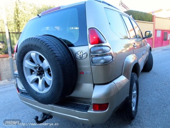 Toyota Land Cruiser 3.0 D VXL PIEL BEIGE-TECHO CRISTAL-NAVI DVD-FULL de 2006 con 237.000 Km por 17.9