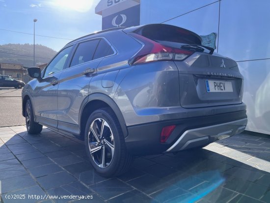 Mitsubishi Eclipse Cross PHEV Kaiteki 4WD - Ourense