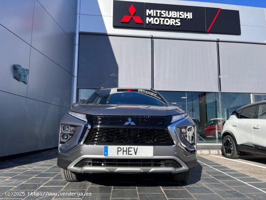 Mitsubishi Eclipse Cross PHEV Kaiteki 4WD - Ourense