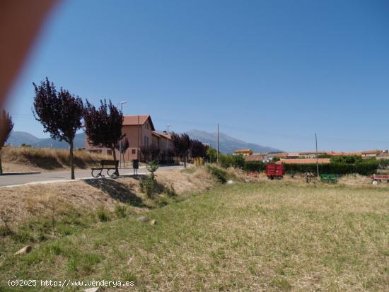  VENDO TERRENO DE 3500 m2  POSIBLE PARCELACION EN ALCALA DE MONCAYO - ZARAGOZA 