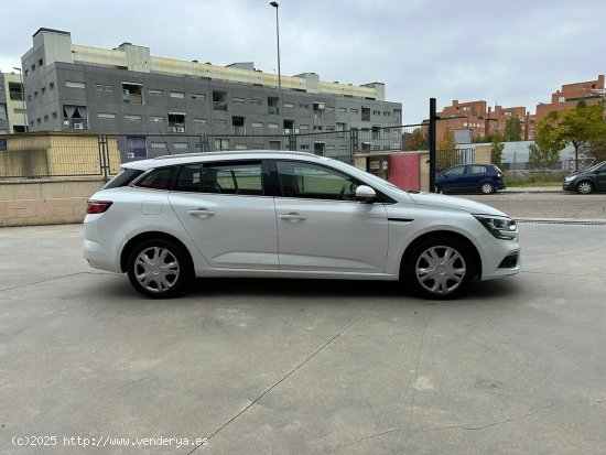 Renault Megane S.T. Business Blue dCi 85kW (115CV) - Parla