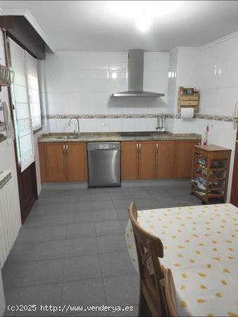 Venta de Adosado de 3 habitaciones, garaje, en Briones - LA RIOJA